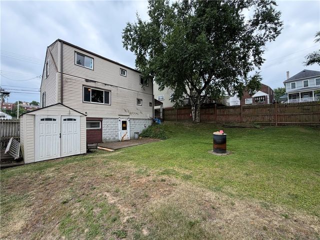 1040 Park AVENUE, East Mckeesport, PA 15035
