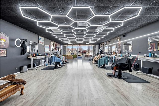 2308 SE 28th Street Suite 5, Bentonville, AR 72712