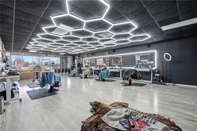 2308 SE 28th Street Suite 5, Bentonville, AR 72712