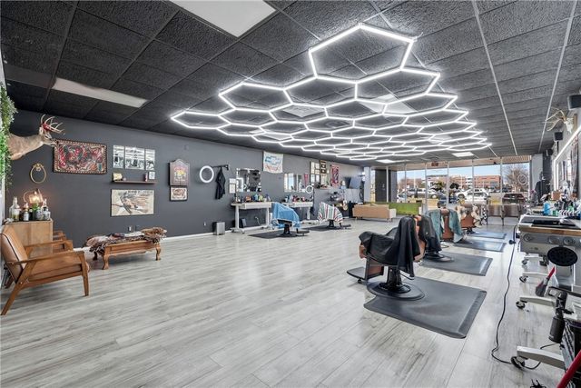 2308 SE 28th Street Suite 5, Bentonville, AR 72712