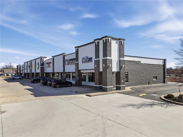 2308 SE 28th Street Suite 5, Bentonville, AR 72712