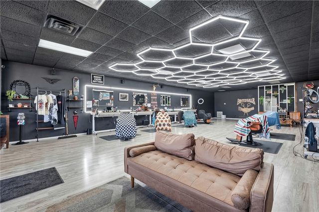 2308 SE 28th Street Suite 5, Bentonville, AR 72712