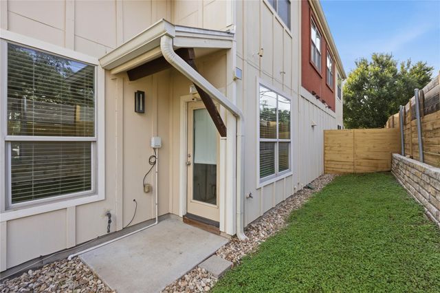 4124 Valley View RD 4B, Austin, TX 78704