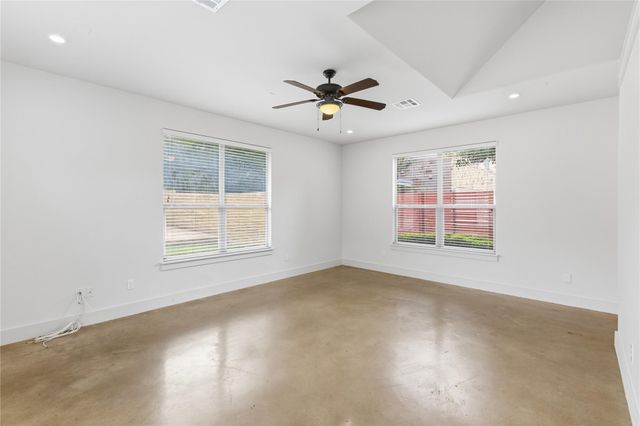 4124 Valley View RD 4B, Austin, TX 78704
