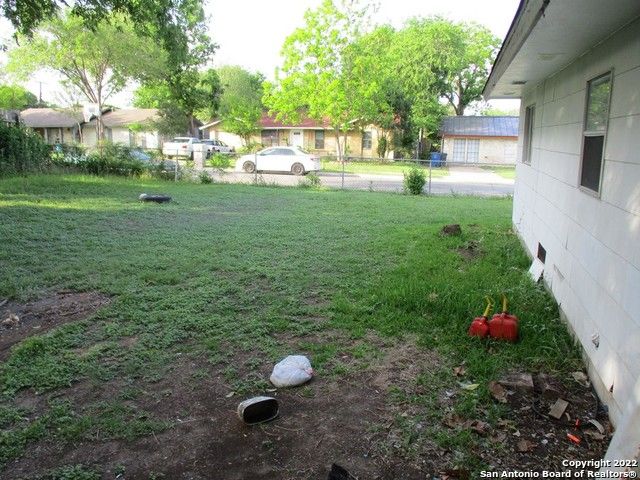 11823 CASA ALTO ST, San Antonio, TX 78233