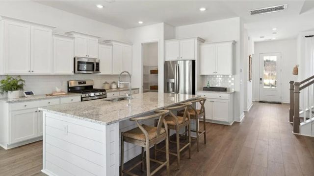 112 Golden Allagash Way, Summerville, SC 29485