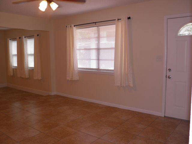 14 NW Jonquil Avenue, Fort Walton Beach, FL 32548