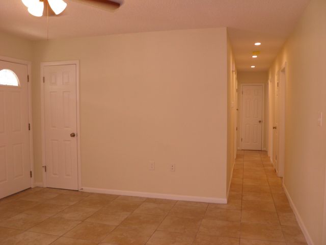 14 NW Jonquil Avenue, Fort Walton Beach, FL 32548