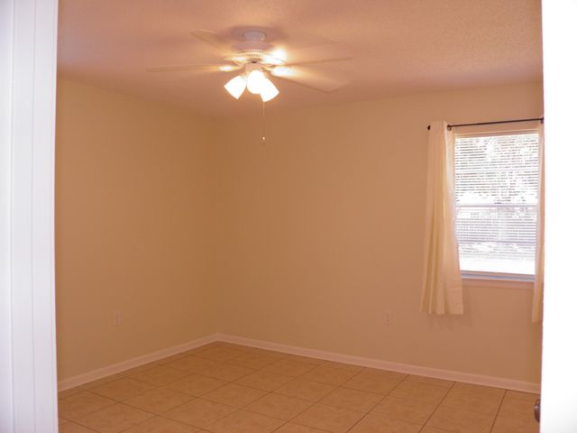 14 NW Jonquil Avenue, Fort Walton Beach, FL 32548