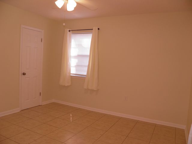 14 NW Jonquil Avenue, Fort Walton Beach, FL 32548