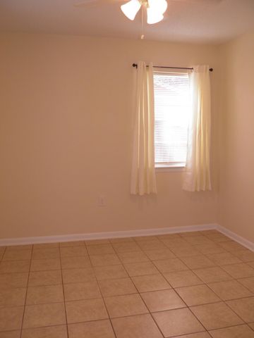 14 NW Jonquil Avenue, Fort Walton Beach, FL 32548