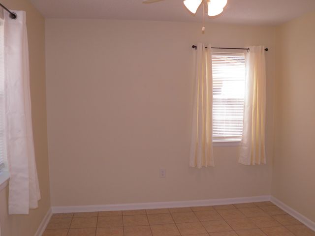 14 NW Jonquil Avenue, Fort Walton Beach, FL 32548