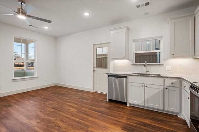 506 E Kimball Street 1, Mansfield, TX 76063