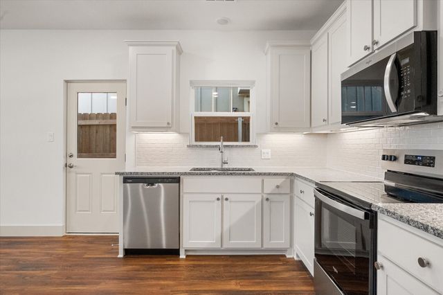 506 E Kimball Street 1, Mansfield, TX 76063