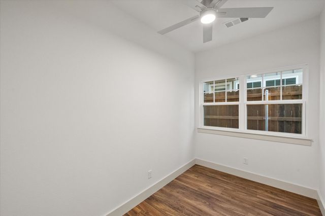 506 E Kimball Street 1, Mansfield, TX 76063