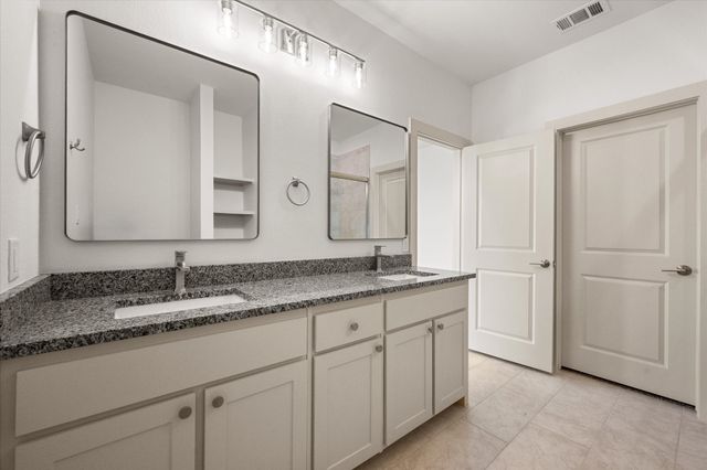 506 E Kimball Street 1, Mansfield, TX 76063