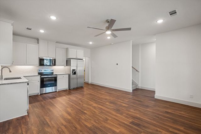 506 E Kimball Street 1, Mansfield, TX 76063