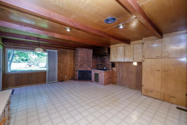 1550 Brayton Ave, Escalon, CA 95320