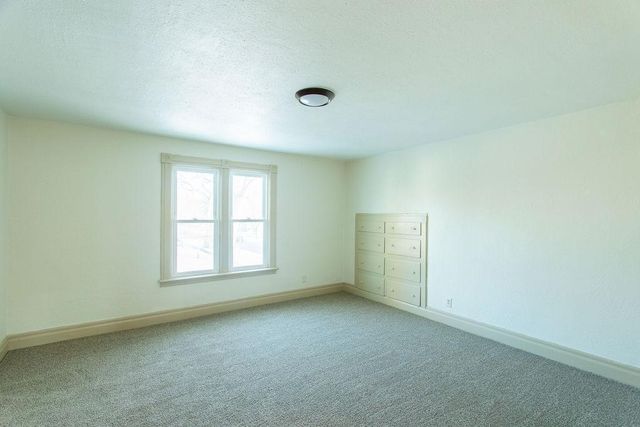 804 N 3rd Street N, Fargo, ND 58102