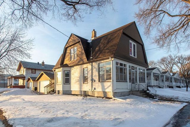 804 N 3rd Street N, Fargo, ND 58102