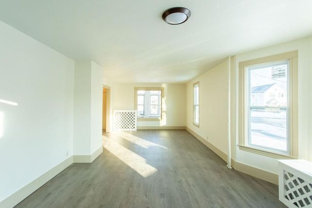 804 N 3rd Street N, Fargo, ND 58102