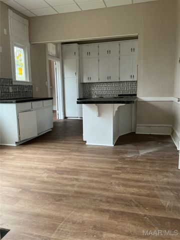 1841 S COURT Street, Montgomery, AL 36104