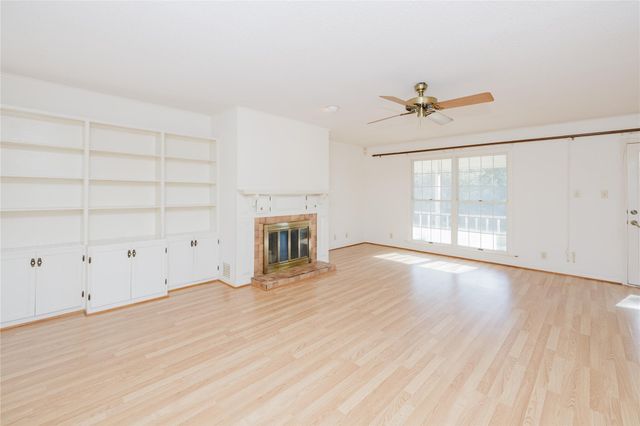 120 Skyline RD, Georgetown, TX 78628