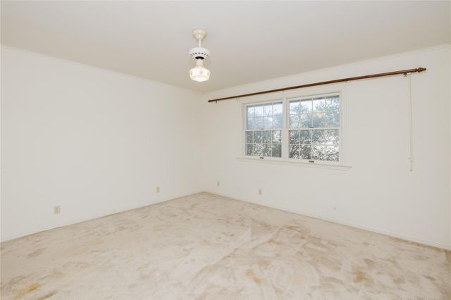 120 Skyline RD, Georgetown, TX 78628