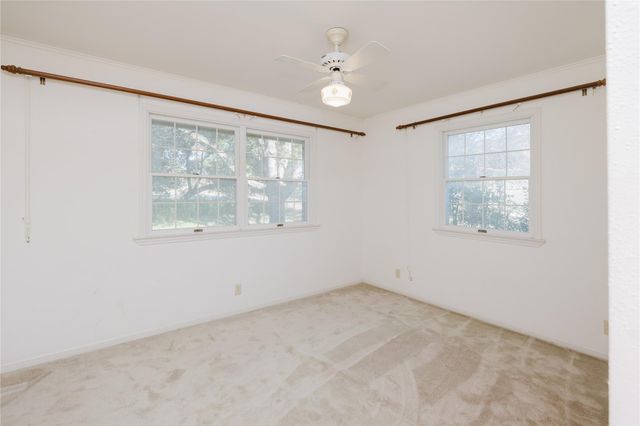 120 Skyline RD, Georgetown, TX 78628