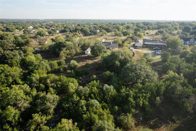 120 Skyline RD, Georgetown, TX 78628