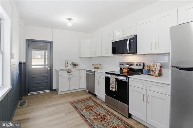 27 W NEW ST, Lancaster, PA 17603