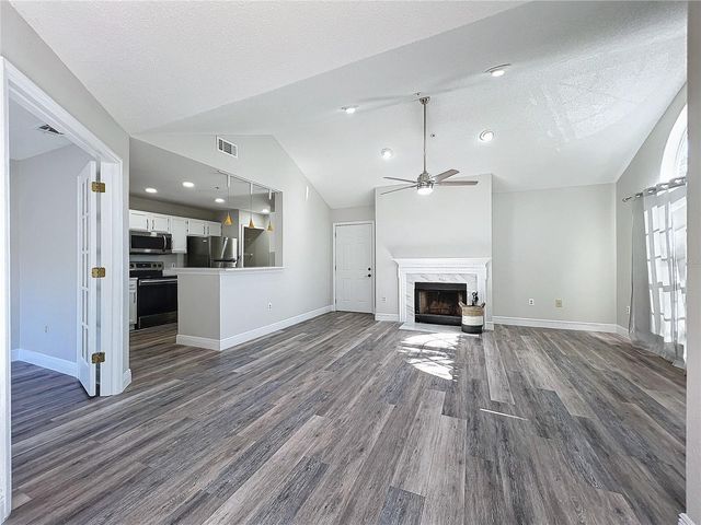 665 YOUNGSTOWN PARKWAY 264, Altamonte Springs, FL 32714