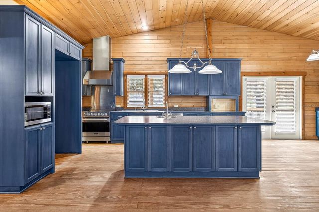 6750 SUTTON OAKS LANE, Zephyrhills, FL 33541