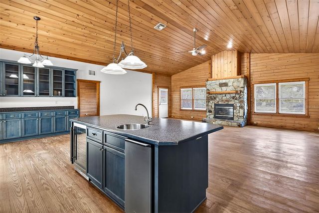 6750 SUTTON OAKS LANE, Zephyrhills, FL 33541