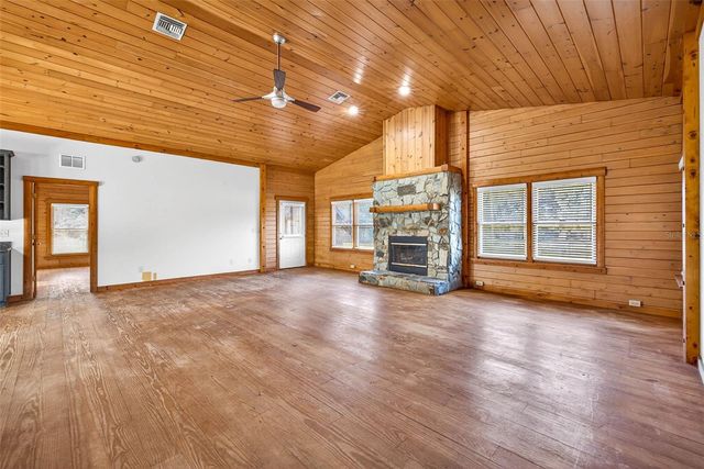 6750 SUTTON OAKS LANE, Zephyrhills, FL 33541