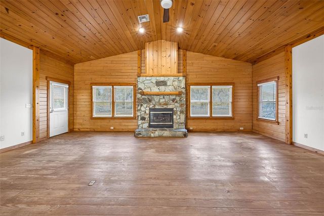 6750 SUTTON OAKS LANE, Zephyrhills, FL 33541