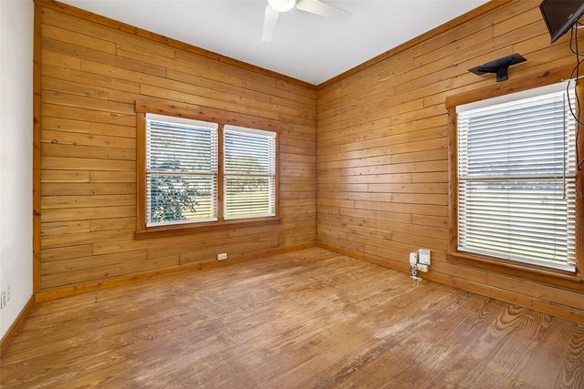 6750 SUTTON OAKS LANE, Zephyrhills, FL 33541