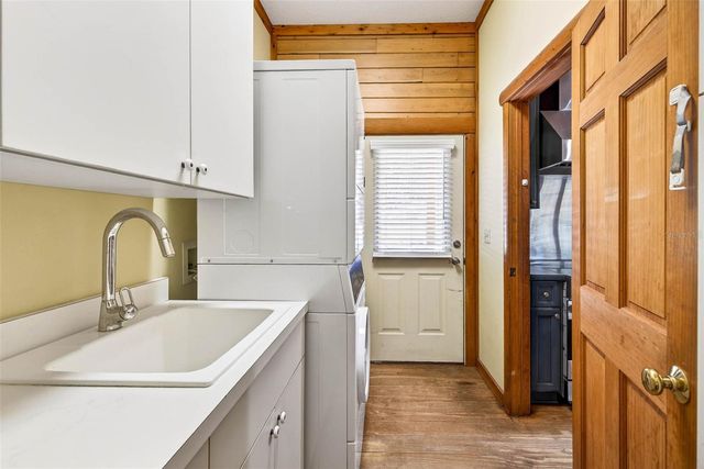 6750 SUTTON OAKS LANE, Zephyrhills, FL 33541