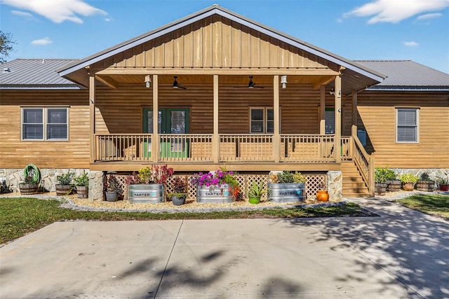 6750 SUTTON OAKS LANE, Zephyrhills, FL 33541