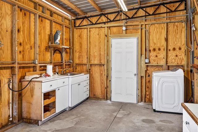 6750 SUTTON OAKS LANE, Zephyrhills, FL 33541