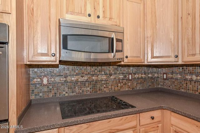 210 W YUCCA Lane, New River, AZ 85087