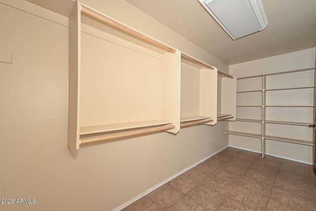 210 W YUCCA Lane, New River, AZ 85087
