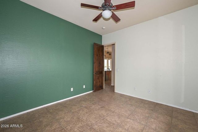 210 W YUCCA Lane, New River, AZ 85087