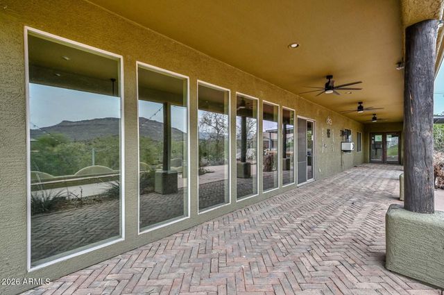 210 W YUCCA Lane, New River, AZ 85087