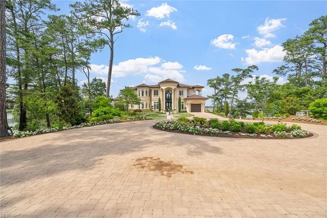 1680 Godfrey LN, Virginia Beach, VA 23454