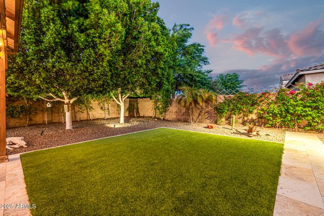 9362 W SANDS Drive, Peoria, AZ 85383