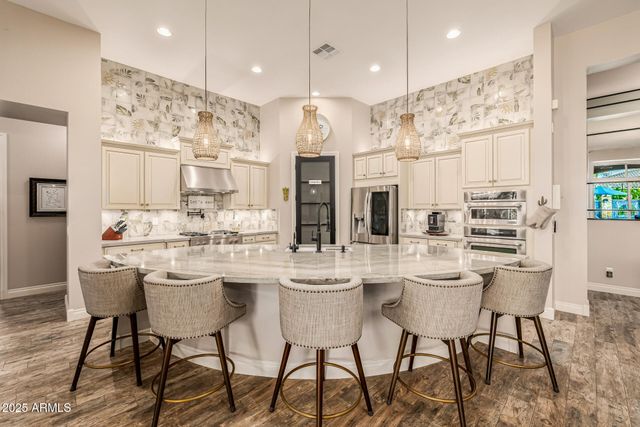 9362 W SANDS Drive, Peoria, AZ 85383