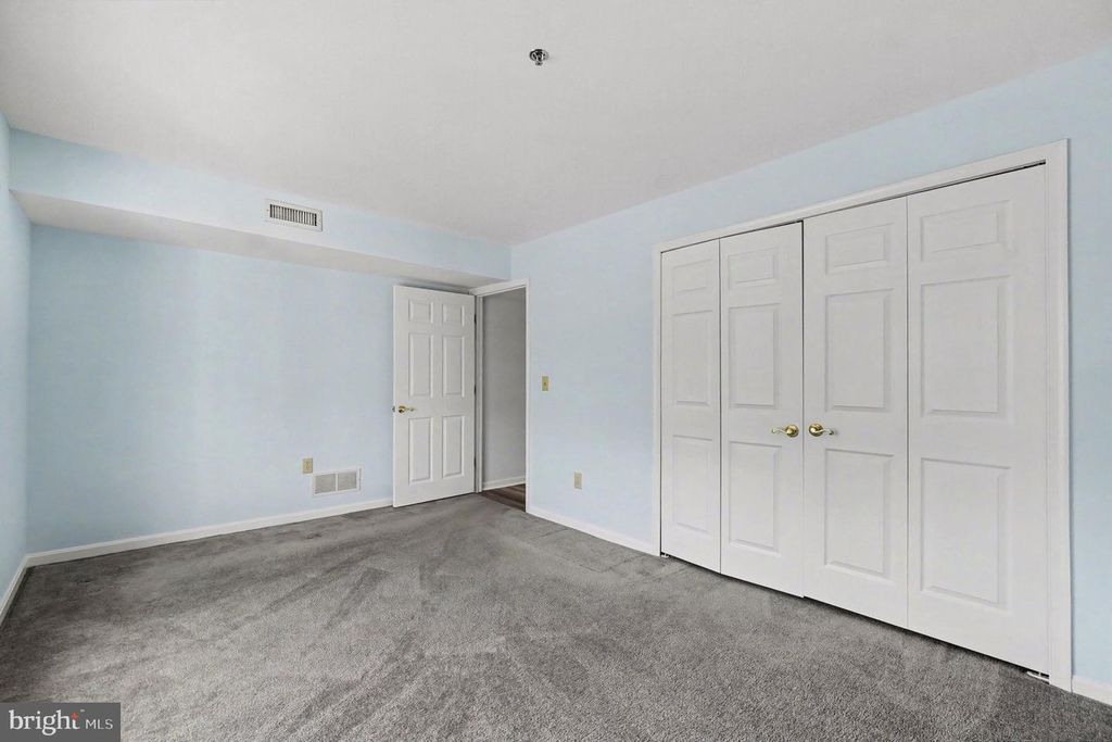 Image 8 of property listing at 8-C OWENS LANDING CT, Perryville, MD 21903