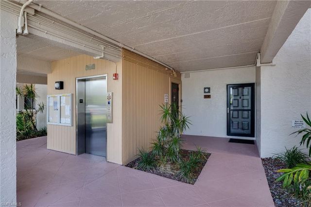 3458 Hancock Bridge PKWY 114, North Fort Myers, FL 33903