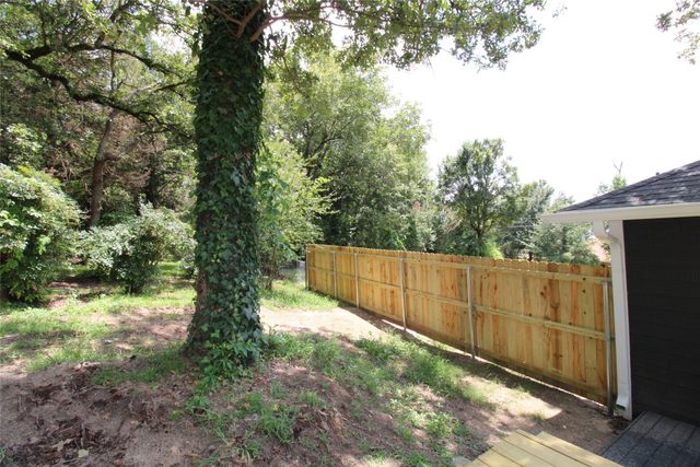 640 Callender Lake Drive, Murchison, TX 75778